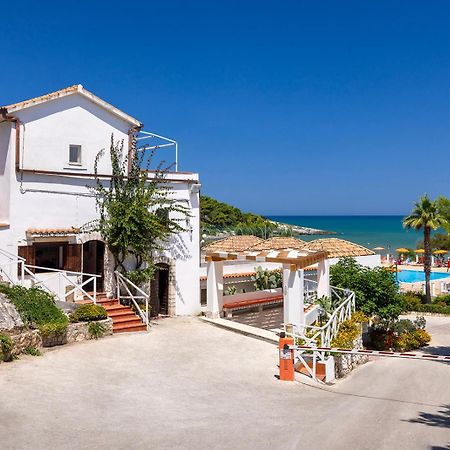 Crovatico Club Vacanze Βιέστε Εξωτερικό φωτογραφία