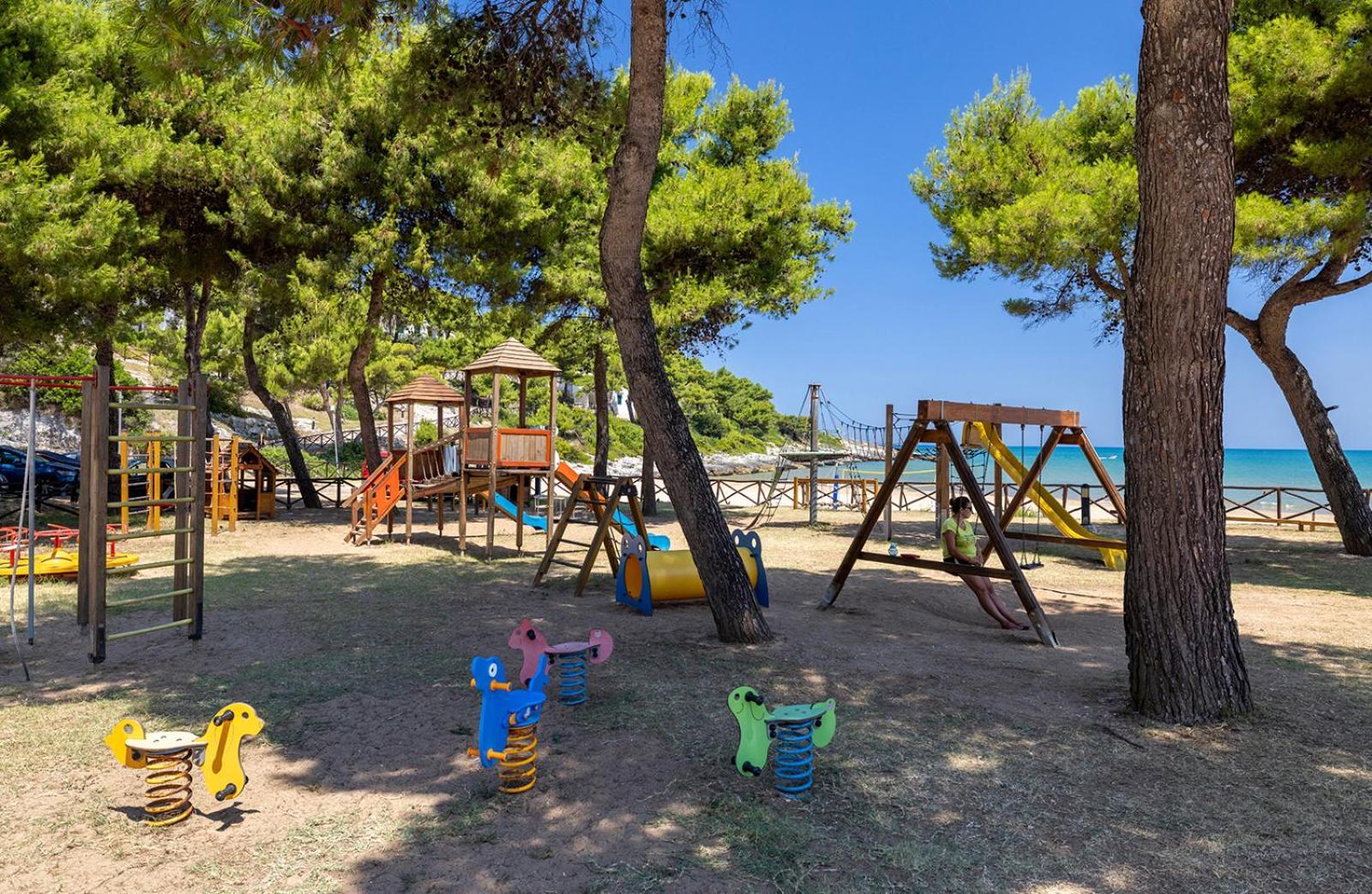 Crovatico Club Vacanze Βιέστε Εξωτερικό φωτογραφία