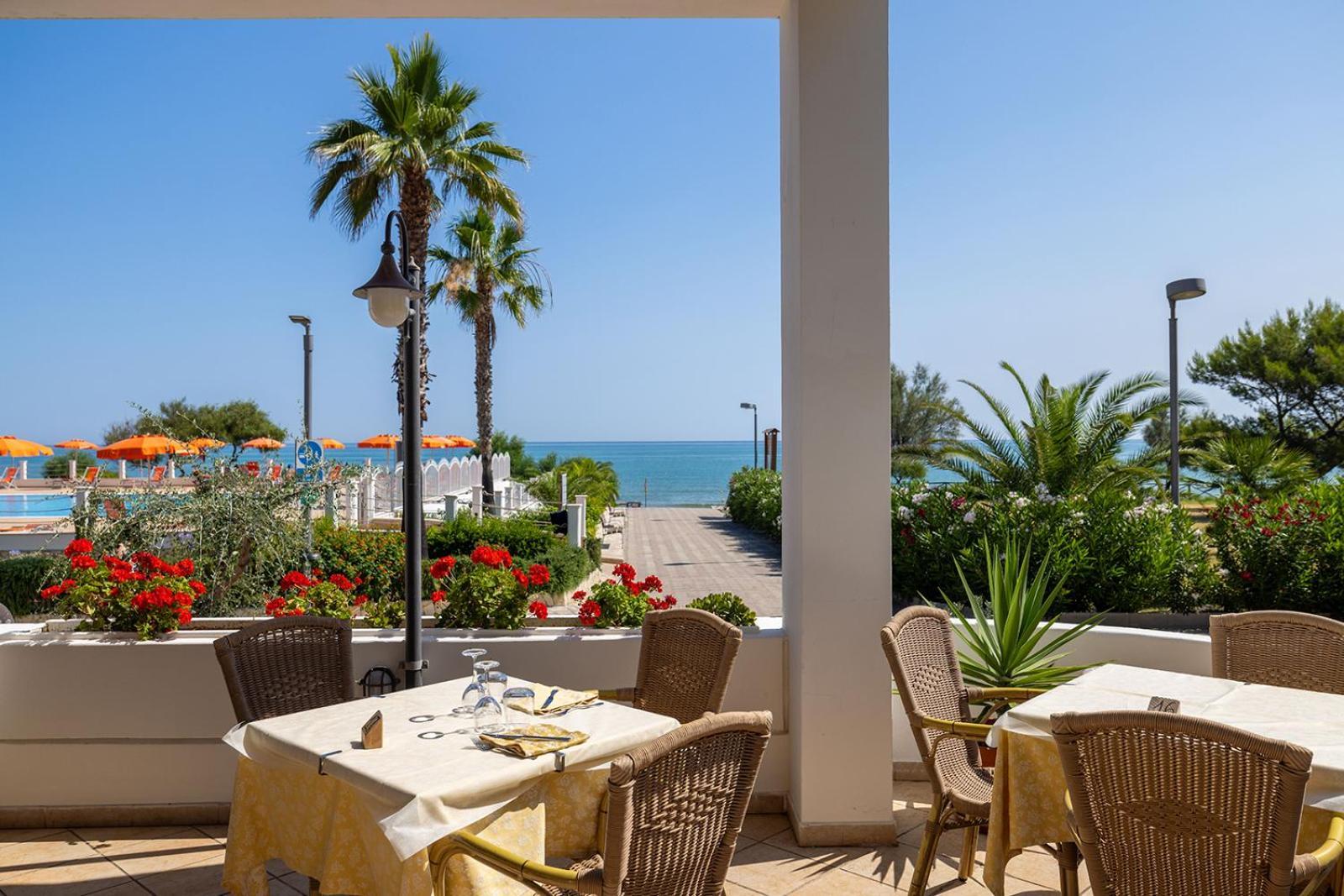 Crovatico Club Vacanze Βιέστε Εξωτερικό φωτογραφία