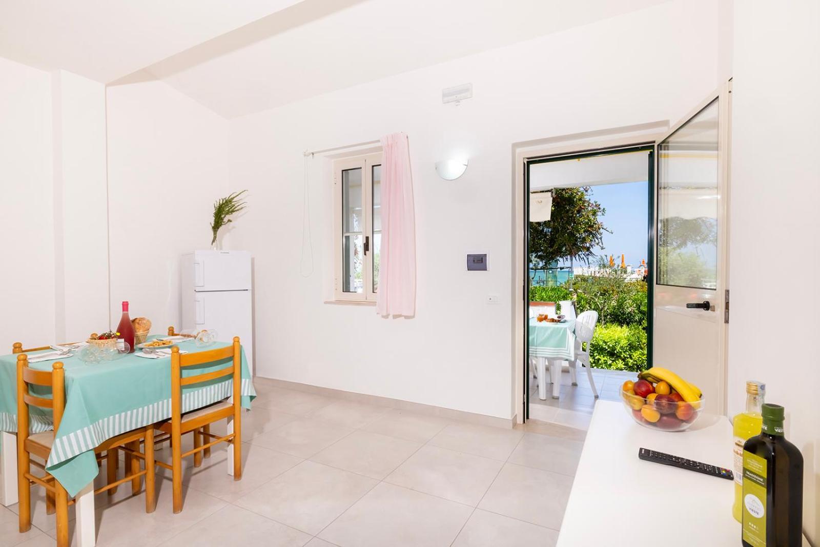 Crovatico Club Vacanze Βιέστε Εξωτερικό φωτογραφία